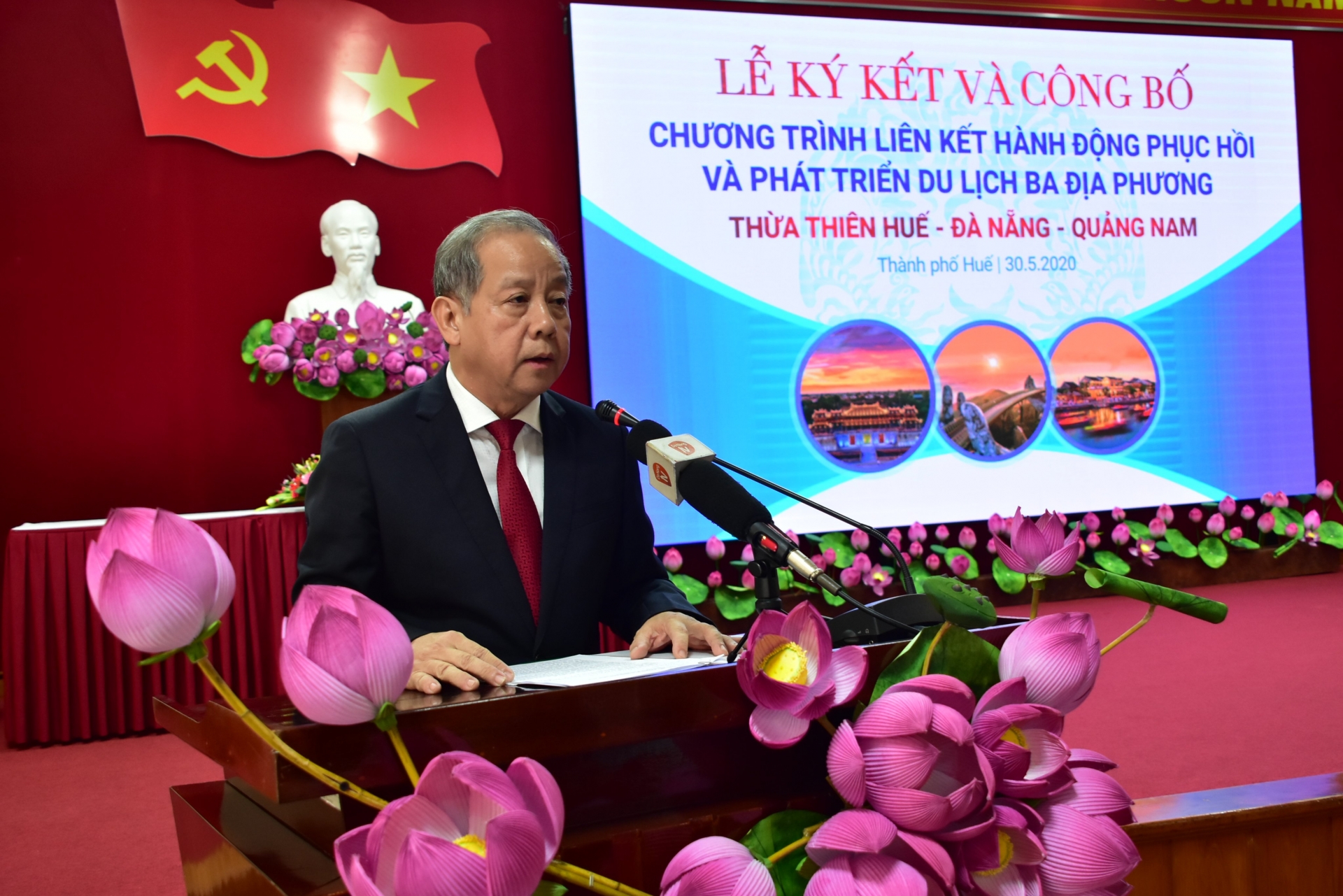 thua thien hue da nang quang nam ky ket hop tac phat trien du lich