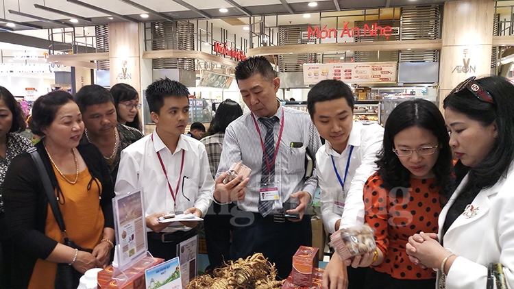 Đặc sản Đà Lạt "đổ bộ" vào chuỗi kinh doanh của siêu thị Aeon dac san da lat do bo vao chuoi kinh doanh cua sieu thi aeon