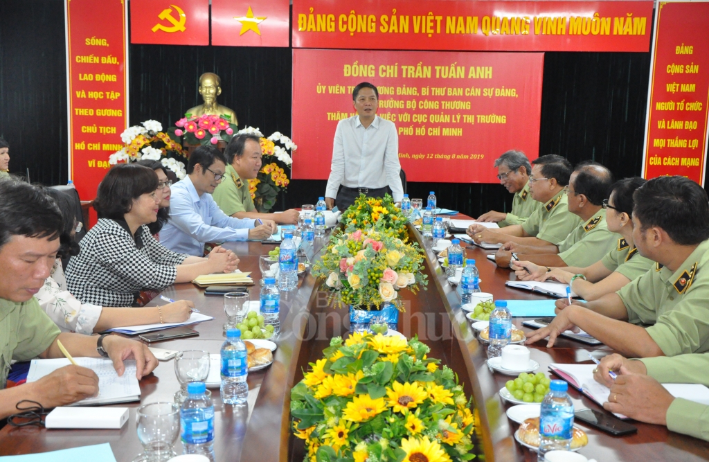 Bộ trưởng Trần Tuấn Anh: Xử lý tận gốc rễ, không chùn tay trước vi phạm bo truong tran tuan anh xu ly tan goc re khong chun tay truoc vi pham