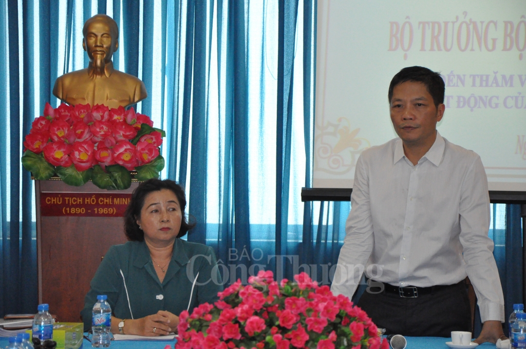 Bộ trưởng Trần Tuấn Anh: Xử lý tận gốc rễ, không chùn tay trước vi phạm bo truong tran tuan anh xu ly tan goc re khong chun tay truoc vi pham