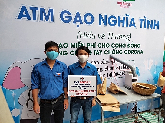 Công nhân viên ngành điện chung tay đẩy lùi dịch bệnh Covid -19 cong nhan vien nganh dien chung tay day lui dich benh covid 19