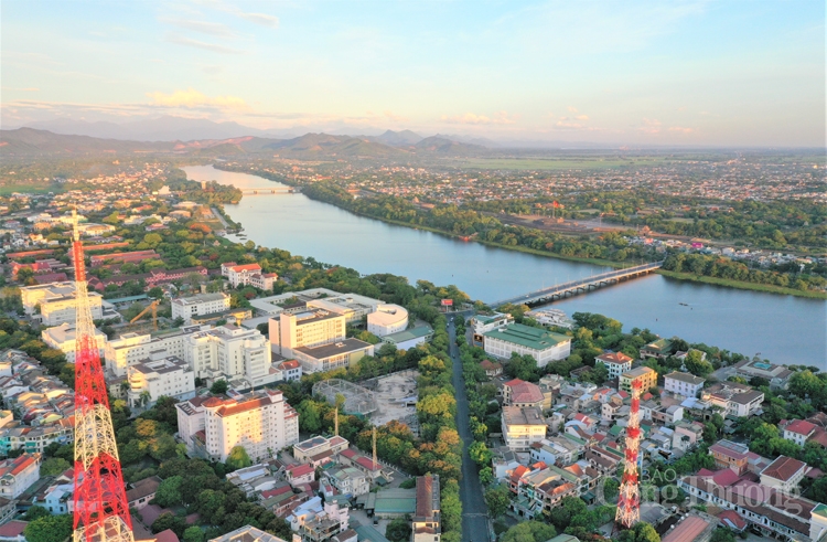 Thừa Thiên Huế: Thực hiện mục tiêu thành phố trực thuộc trung ương thua thien hue se xay dung theo mo hinh thanh pho trong thanh pho khong hinh thanh cac quan noi thanh