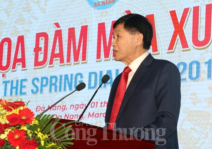 Thấy gì từ sự thất bại của thương vụ “Mở trung tâm outlet và khu phi thuế quan” tại Đà Nẵng? thay gi tu su that bai cua thuong vu mo trung tam outlet va khu phi thue quan cua ippg tai da nang