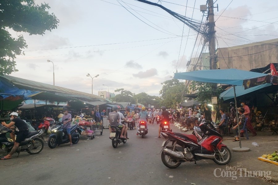 Đà Nẵng: Chợ tự phát, hàng rong tiềm tàng nguy cơ lây nhiễm Covid – 19, mất an toàn Okivip Nổ Hũ, Bắn Cá, Thể Thao, Game Bài Đà Nẵng: Chợ tự phát, hàng rong tiềm tàng nguy cơ lây nhiễm Covid – 19, mất an toàn Okivip Nổ Hũ, Bắn Cá, Thể Thao, Game Bài