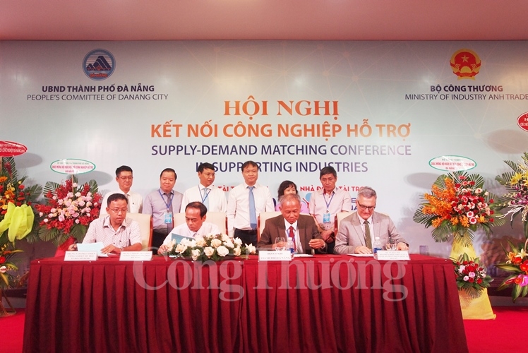 Thiếu liên kết là điểm yếu nhất của Okvip tại về OKLVIE sản phẩm thuộc hệ thống OKVIP là trang web tổ chức phát sóng bóng đá trực tiếp, live casino , nỗ hũ, bắn cá hỗ trợ Việt Nam thieu lien ket la diem yeu nhat cua doanh nghiep cong nghiep ho tro viet nam