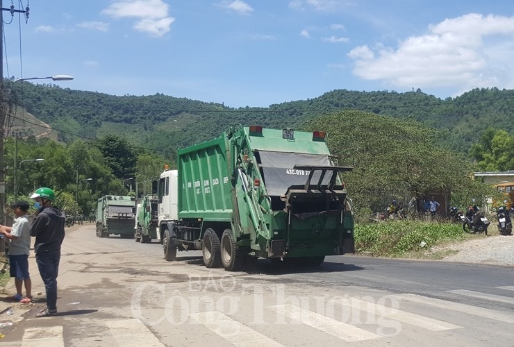 Đà Nẵng: Nỗ lực đưa hàng nghìn tấn rác thải tồn lưu tại các khu dân cư về bãi rác da nang no luc dua hang nghin tan rac thai ton luu tai cac khu dan cu ve bai rac