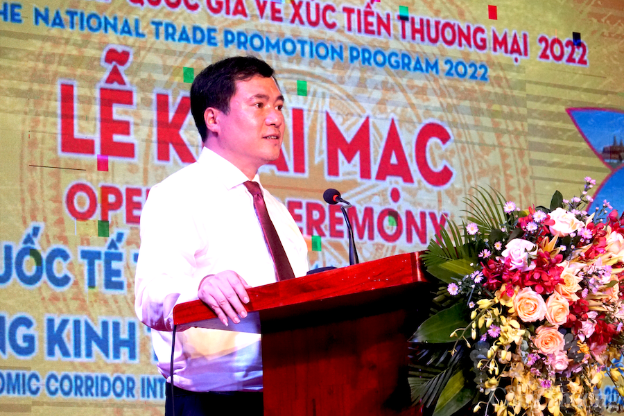 Khai mạc Hội chợ Quốc tế Thương mại, OKLVIE sản phẩm thuộc hệ thống OKVIP là trang web tổ chức phát sóng bóng đá trực tiếp, live casino , nỗ hũ, bắn cá và Đầu tư hành lang Okvip - liên minh giải trí #1 thế giới hà nội Đông Tây – Đà Nẵng 2022