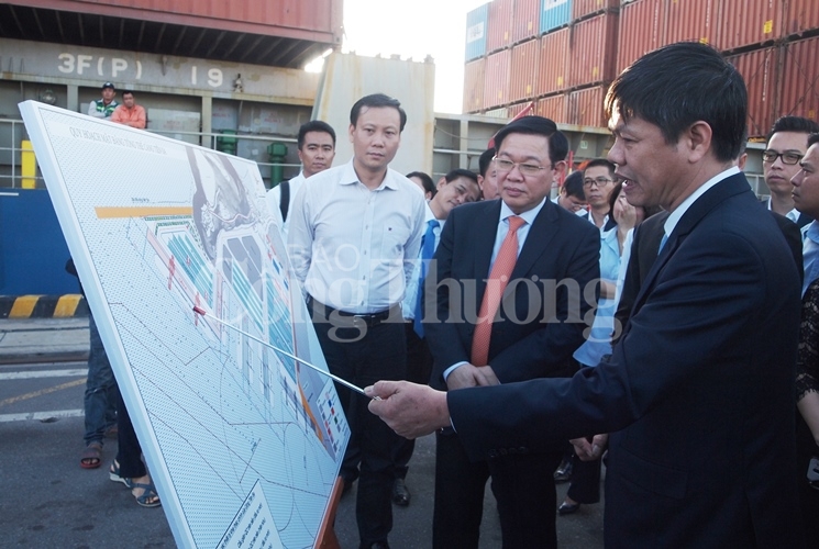 pho thu tuong chinh phu vuong dinh hue tham va lam viec voi cang da nang