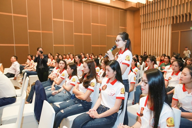 dinh vi phu nu khoi nghiep trong ky nguyen 40