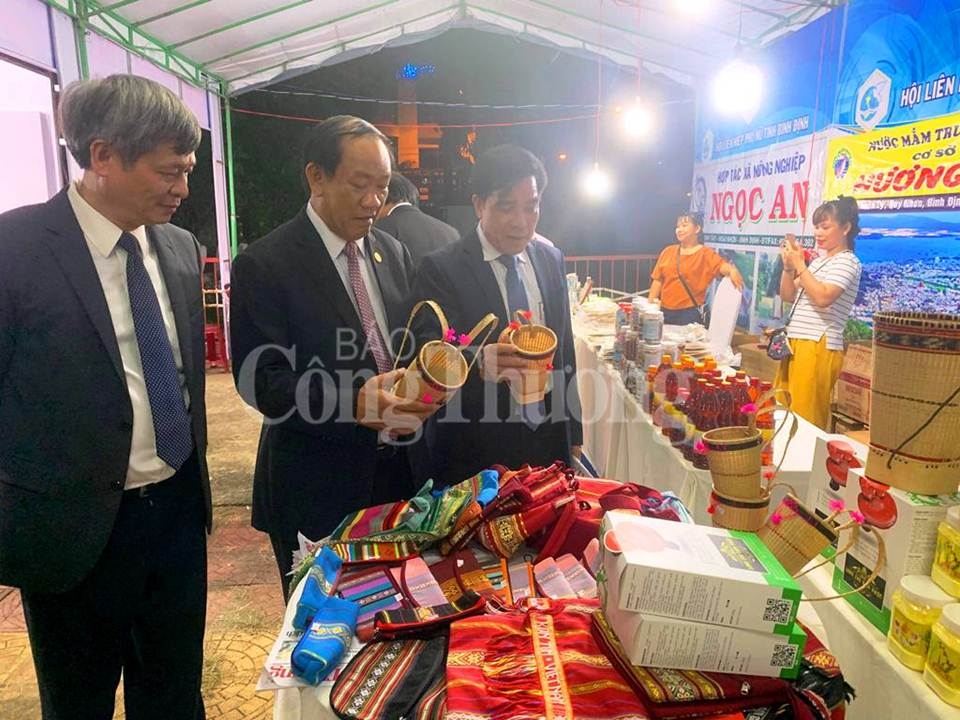 khai mac ngay hoi khoi nghiep sang tao tinh quang nam 2019