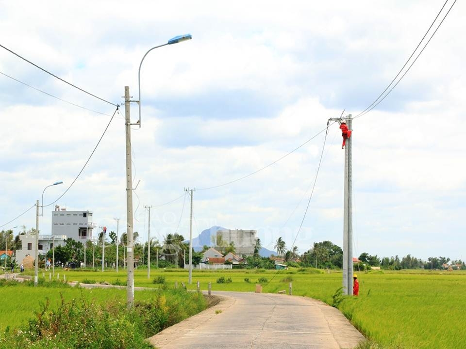 PC Phú Yên: Đặt mục tiêu hiện đại hóa điện lưới nông thôn pc phu yen dat muc tieu hien dai hoa dien luoi nong thon