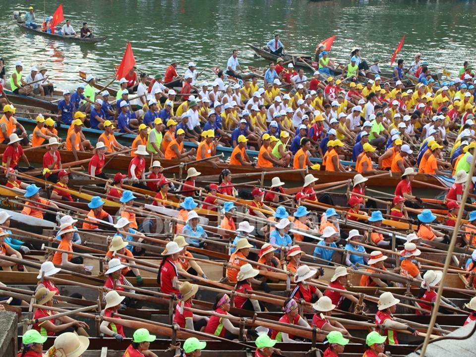 Quê hương Đại tướng Võ Nguyên Giáp tổ chức Bơi thuyền mừng Tết Độc lập le thuy quang binh to chuc boi thuyen mung tet doc lap