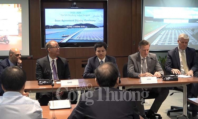 ADB tài trợ dự án điện mặt trời nổi lớn nhất Việt Nam adb tai tro du a n dien mat troi noi lo n nha t vie t nam