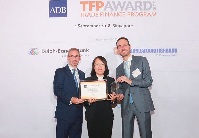 bidv doi tac hang dau cua adb tai viet nam