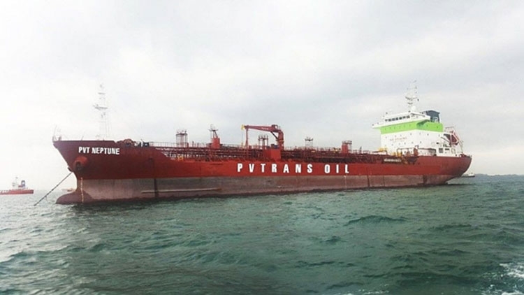 pvtrans oil nhan ban giao tau pvt neptune tai singapore