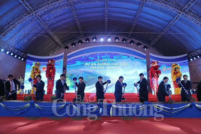 Quảng Ninh: Khởi công đường cao tốc Vân Đồn – Móng Cái hơn 11 ngàn tỷ đồng quang ninh khoi cong duong cao toc van don mong cai hon 11 ngan ty dong
