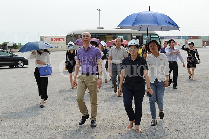 Ngành logistics Việt Nam: “Miếng bánh” hấp dẫn nhà đầu tư nganh logistics viet nam mieng banh hap dan nha dau tu