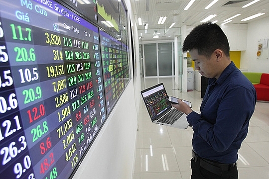 Năm 2020, VN-Index sẽ xoay quanh 1.100 điểm nam 2020 vn index se xoay quanh 1100 diem