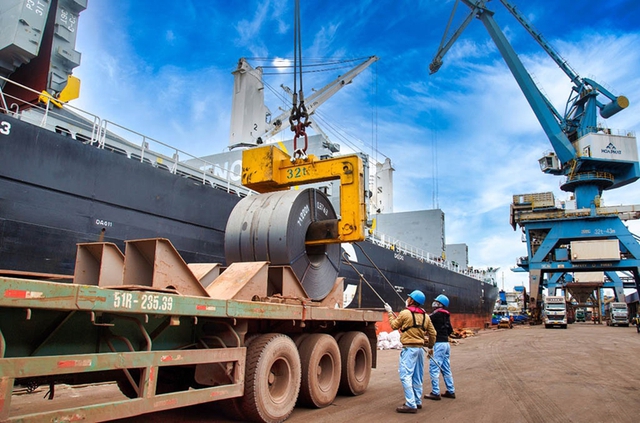 Chi phí logistics ‘thách thức’ xuất nhập khẩu - Ảnh 2. Chi phí logistics ‘thách thức’ xuất nhập khẩu - Ảnh 2.