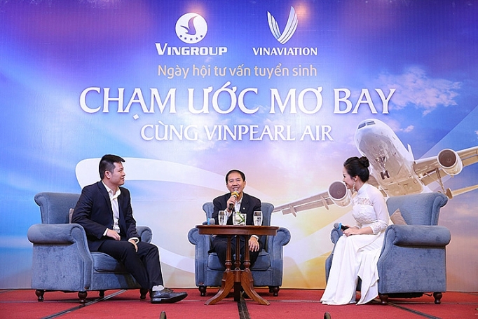 dang lam ngan hang my quyet dinh ve dang ki hoc phi cong vinpearl air