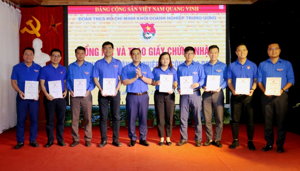 Đoàn thanh niên PVN: Nâng cao kỹ năng, nghiệp vụ công tác doan thanh nien pvn nang cao ky nang nghiep vu cong tac