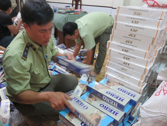 Thu giữ trên 4.300 gói thuốc lá nhập lậu tại Long An thu giu tren 4300 goi thuoc la nhap lau tai long an