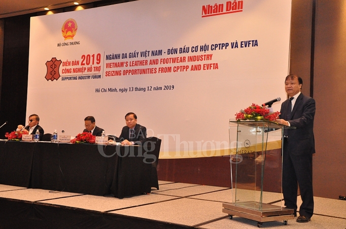 CPTPP và EVFTA - cú huých cho ngành da giày Việt Nam phát triển mạnh mẽ cptpp va evfta cu huych cho nganh da giay viet nam phat trien manh me