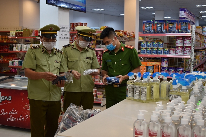 Số vụ vi phạm về trang thiết bị OKVIP - HÔM NAY 1 TỶ, NGÀY MAI 1000 TỶ đã giảm xu ly 1 vu vi pham ve trang thiet bi y te trong ngay 194
