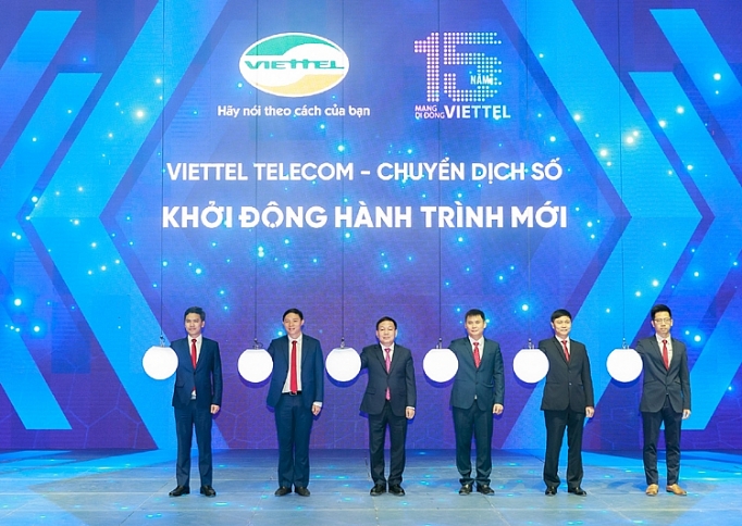 Viettel Telecom tự tin chuyển dịch số viettel telecom tu tin chuyen dich so