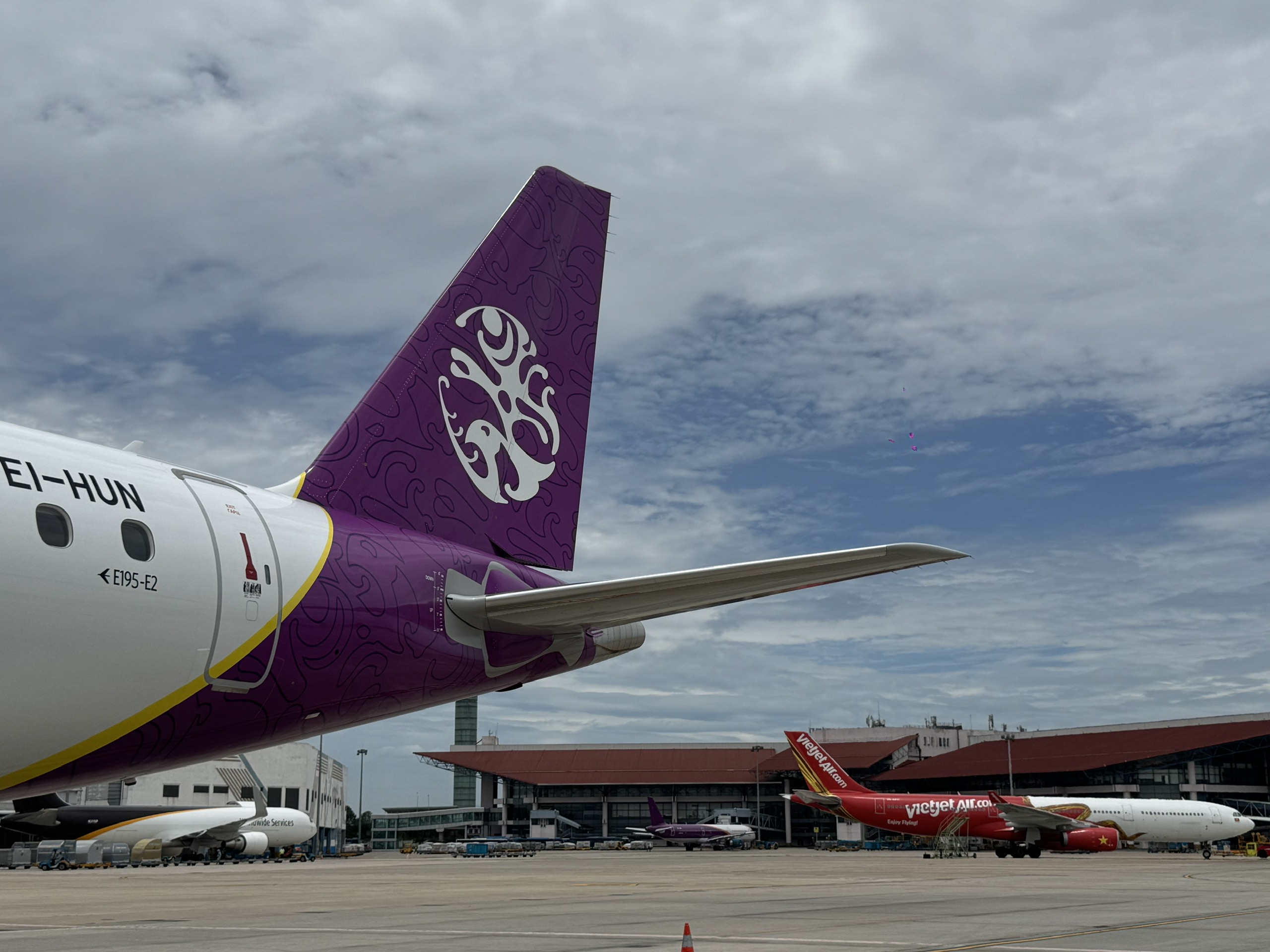Vietjet Ground Services phục vụ chuyến bay Charter kết nối du lịch giữa Việt Nam và Mông Cổ