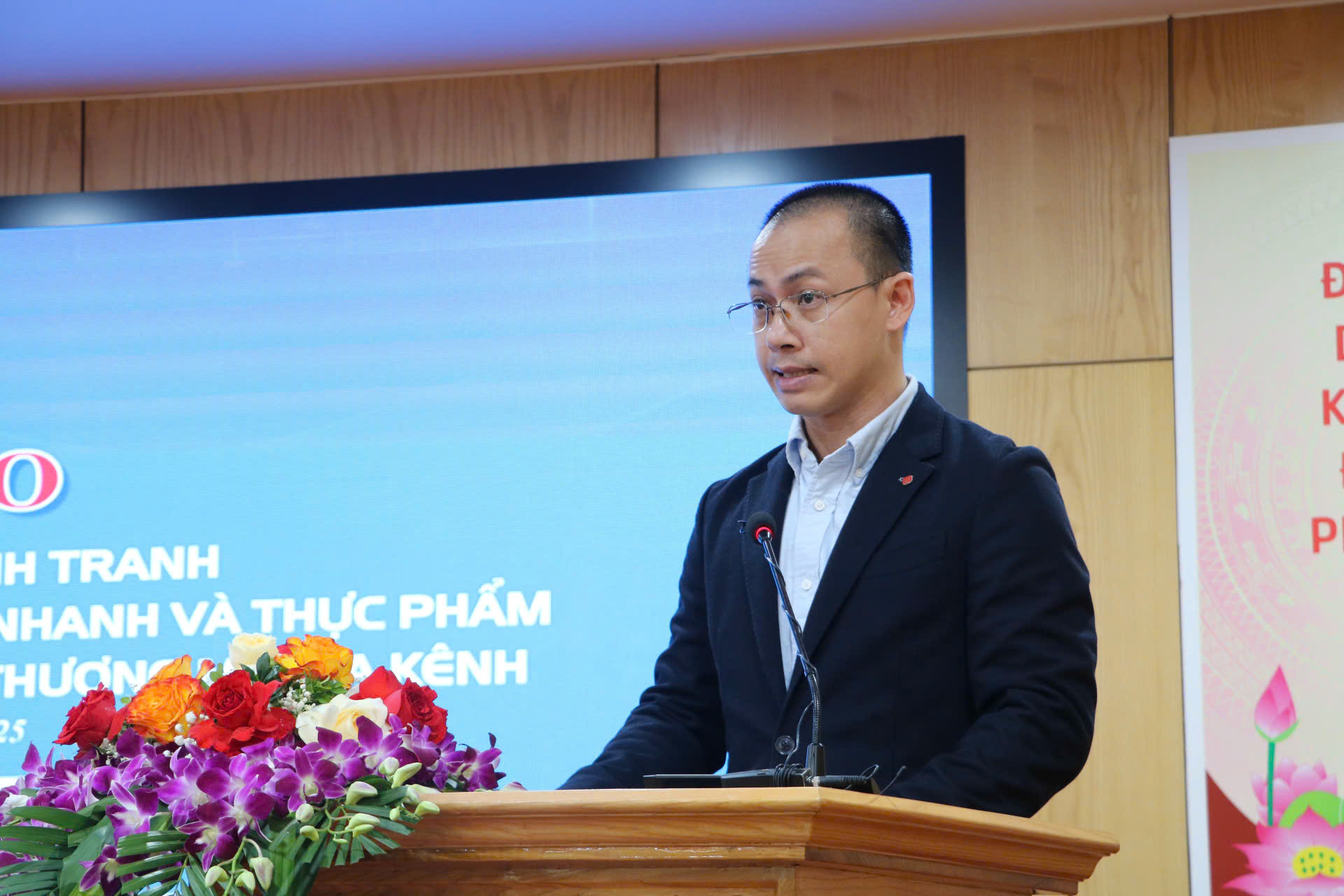 Chuyển đổi số trong Okvip tại về bán lẻ: Cơ hội và thách thức