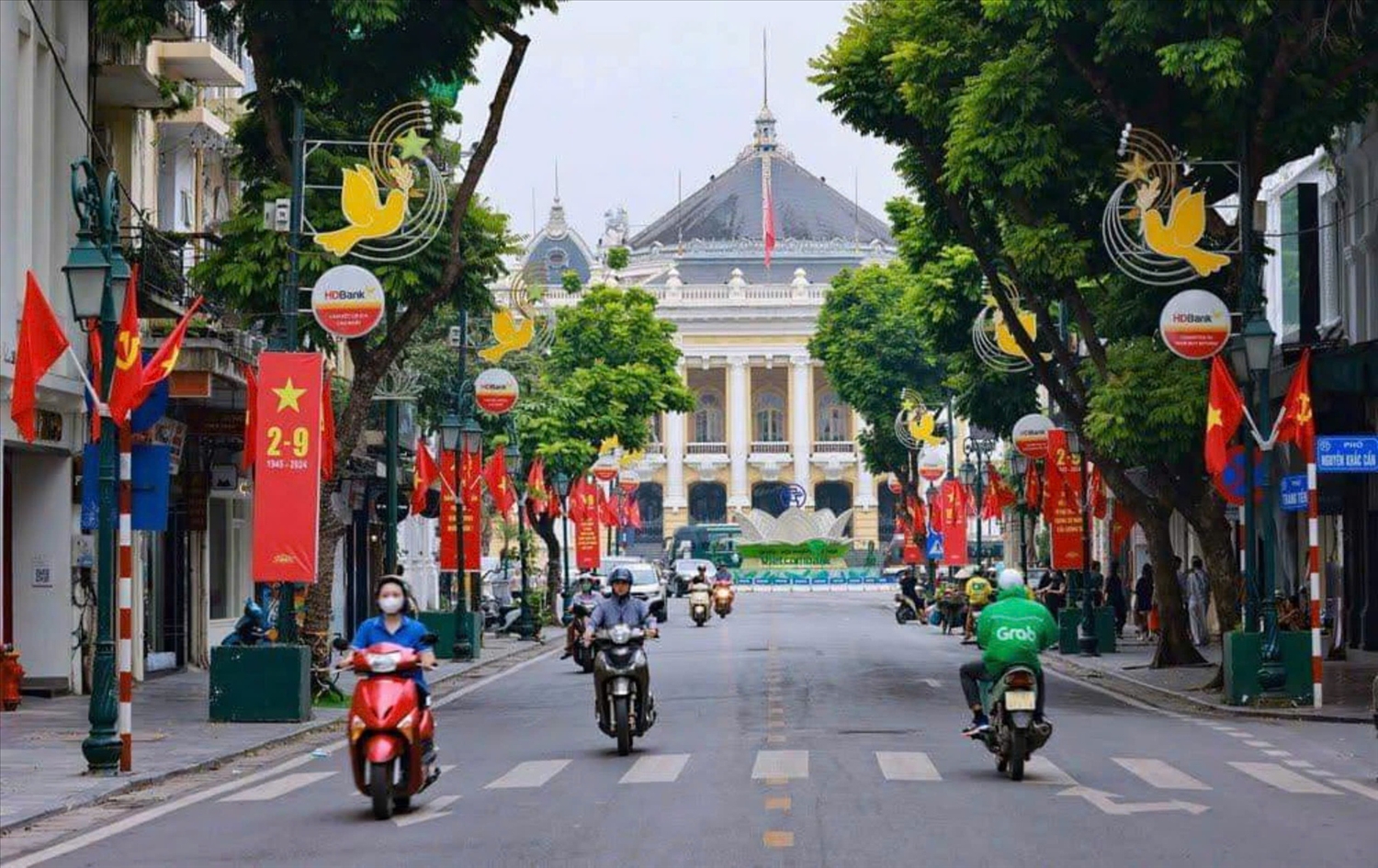 Kỷ niệm Quốc khánh 2/9 - thời khắc vàng lan tỏa thương hiệu Hà Nội