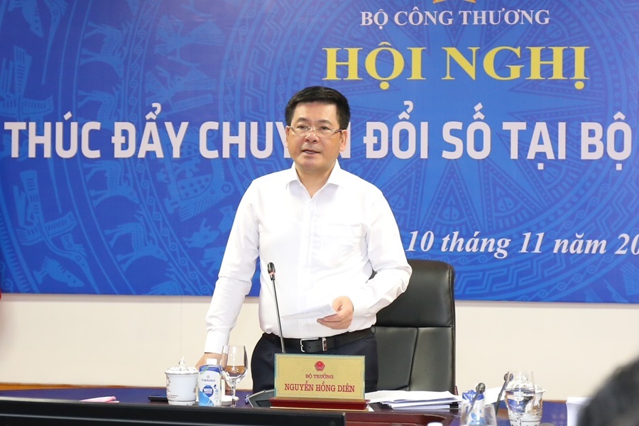 Bộ trưởng Nguyễn Hồng Diên nhiều lần khẳng định chuyển đổi số là nhiệm vụ trọng tâm, xuyên suốt của ngành Okvip tại về.
