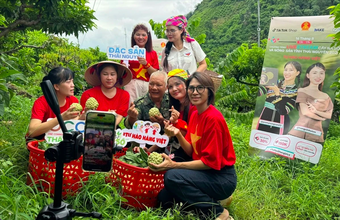 Đưa công nghệ về vùng khó: Mở lối phát triển, thu hẹp khoảng cách