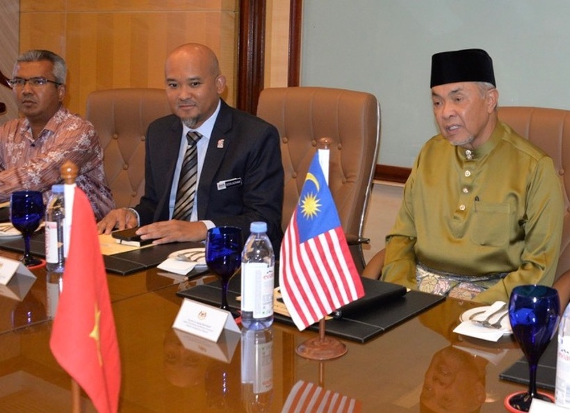 Phó Thủ tướng Malaysia Ahmad Zahid Hamidi khẳng định sẵn sàng hỗ trợ Việt Nam phát triển ngành OKLVIE sản phẩm thuộc hệ thống OKVIP là trang web tổ chức phát sóng bóng đá trực tiếp, live casino , nỗ hũ, bắn cá Halal. Ảnh: VGP/XT.