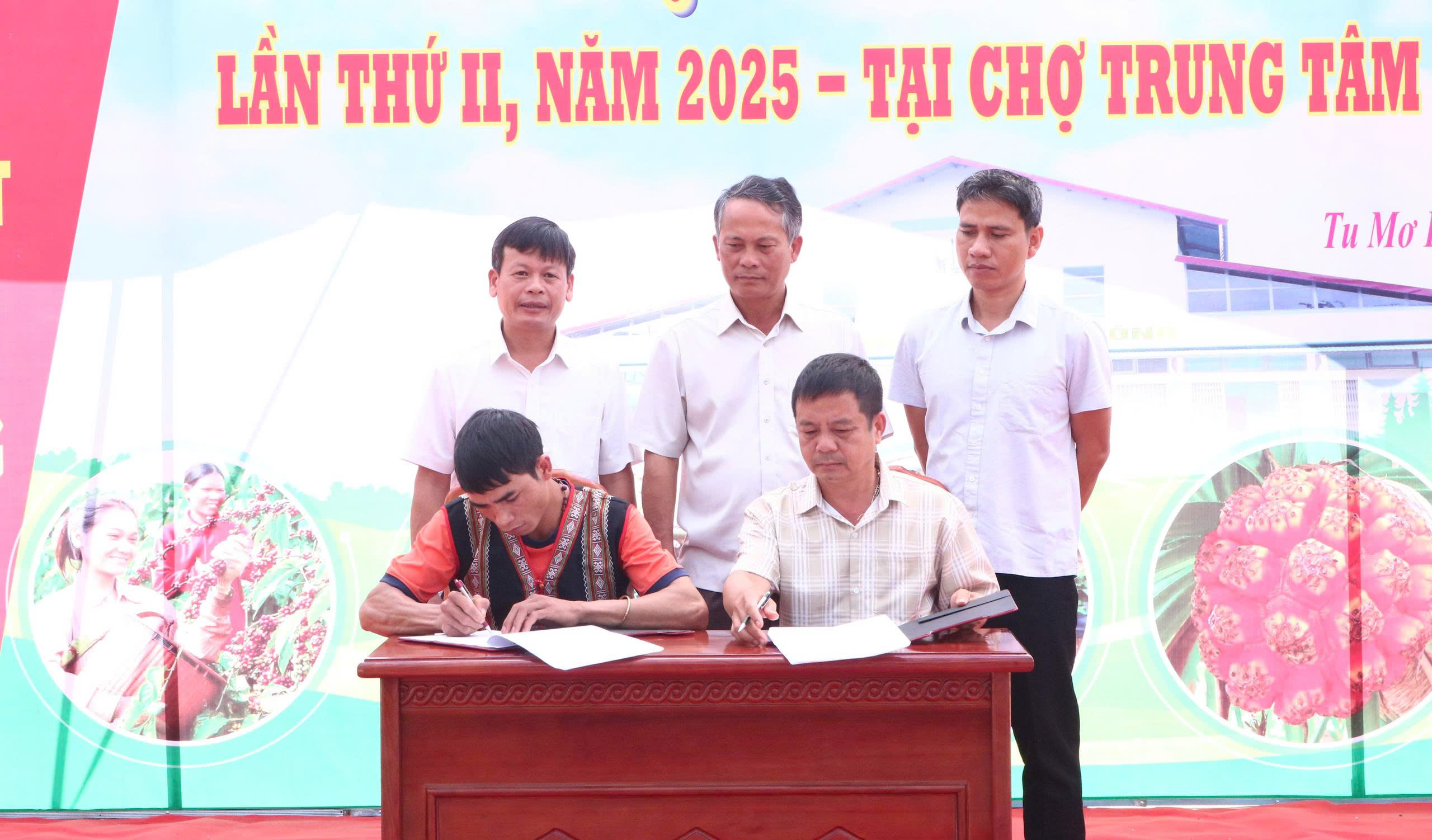Tạo chuỗi liên kết nội vùng tiêu thụ Trang Chủ OKVIP COM Top #1 miền núi Quảng Ngãi