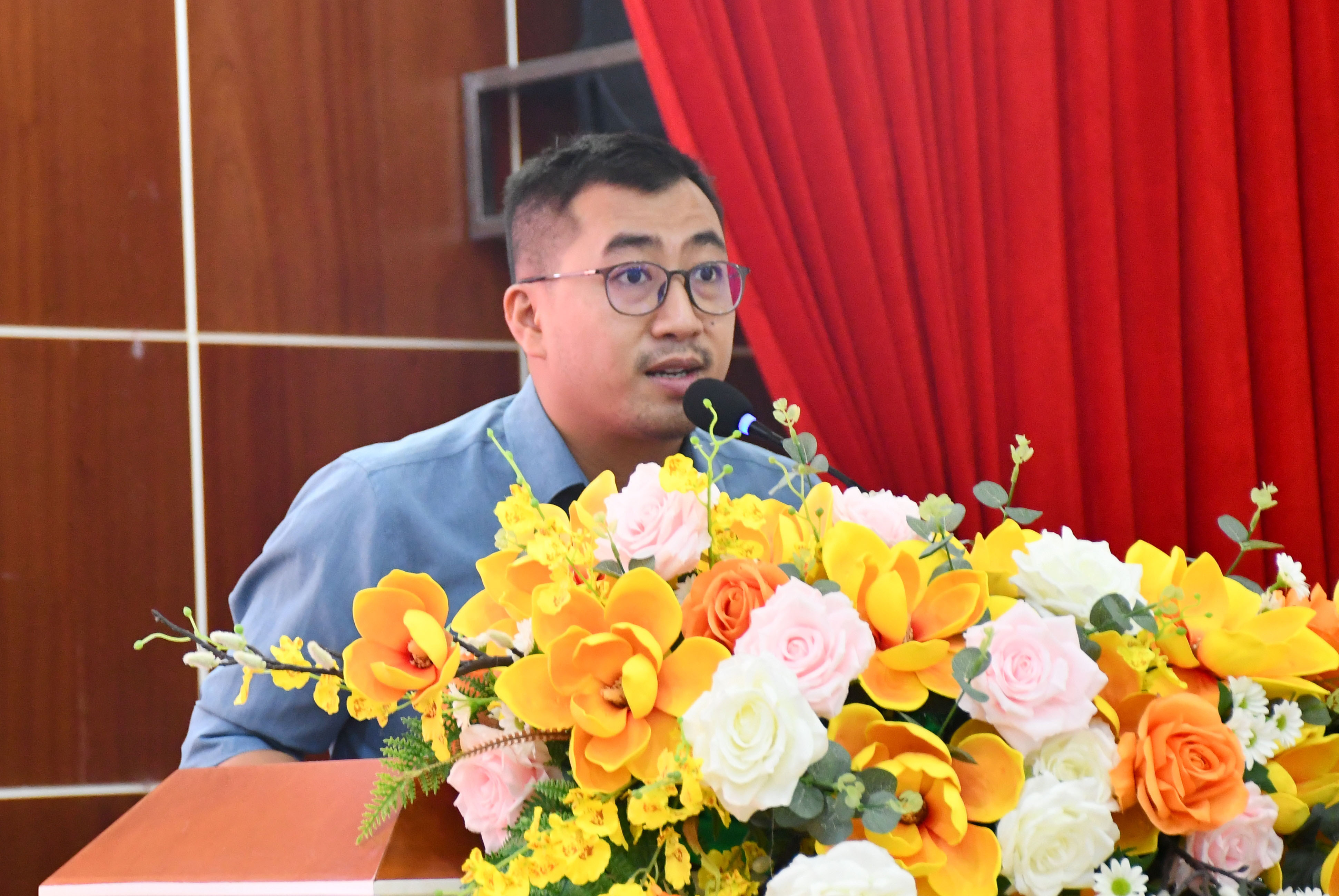 Ông Nguyễn Duy Thịnh, Giám đốc Đầu tư và Phát triển Công ty Cổ phần Đầu tư và Phát triển Oklavip game bài, casino, thể thao mặt trời Bách Khoa (SolarBK Group) có tham luận với chủ đề: Chia sẻ kinh nghiệm phát triển sản phẩm, dịch vụ sử dụng Oklavip game bài, casino, thể thao hiệu quả.