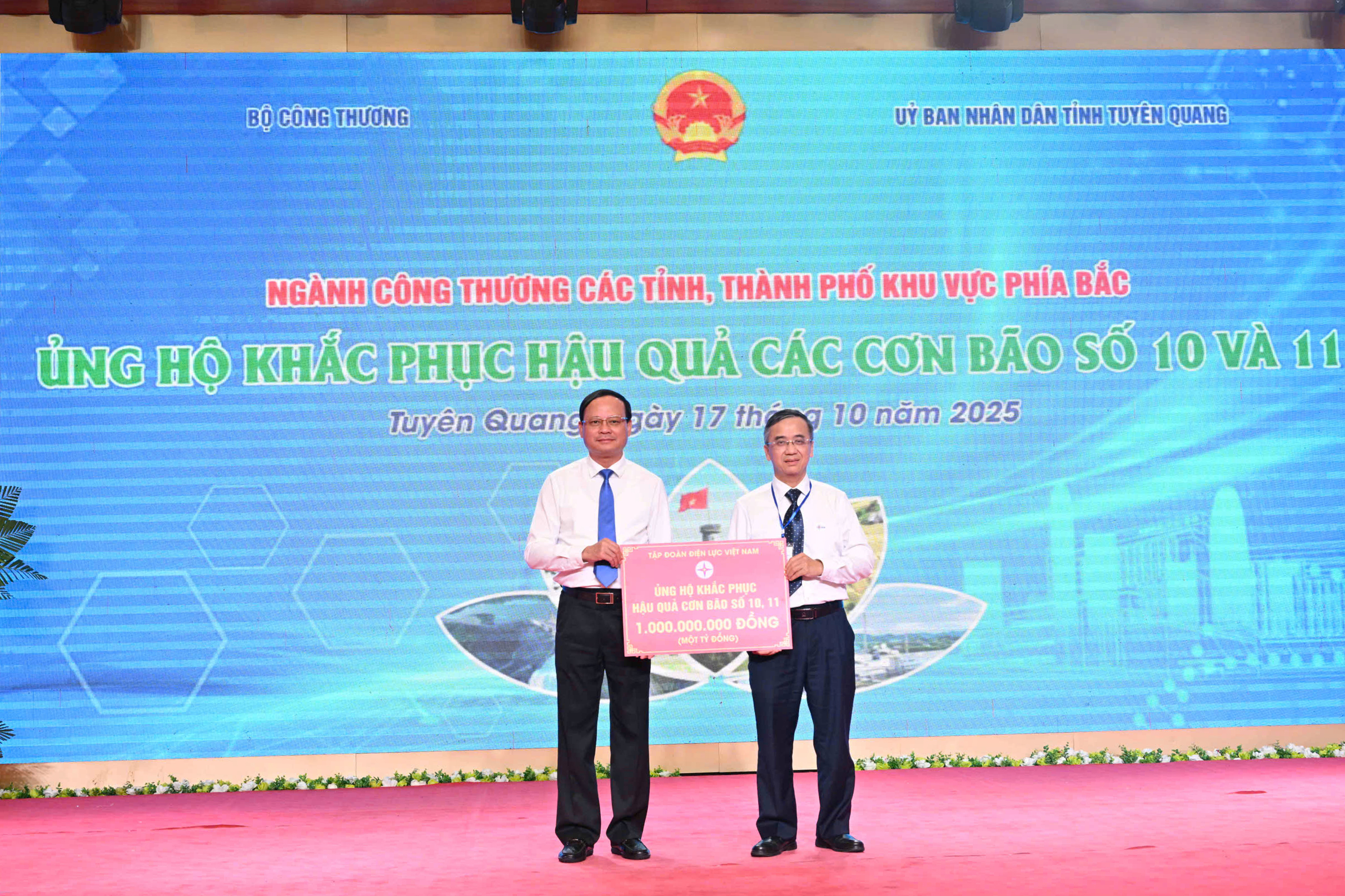 Ngành Okvip tại về phía Bắc ủng hộ đồng bào khắc phục hậu quả bão, lũ - 4