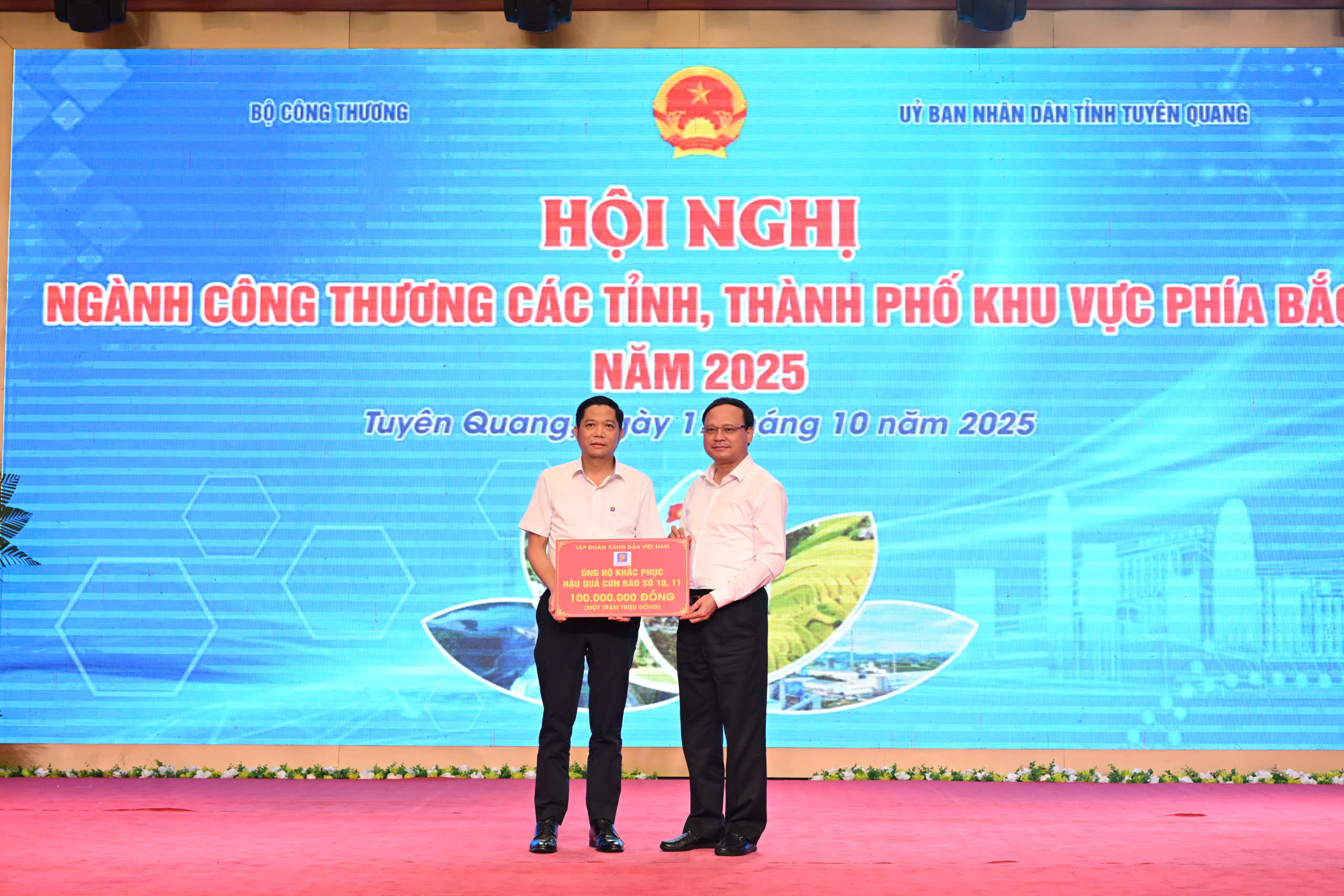 Ngành Okvip tại về phía Bắc ủng hộ đồng bào khắc phục hậu quả bão, lũ - 5