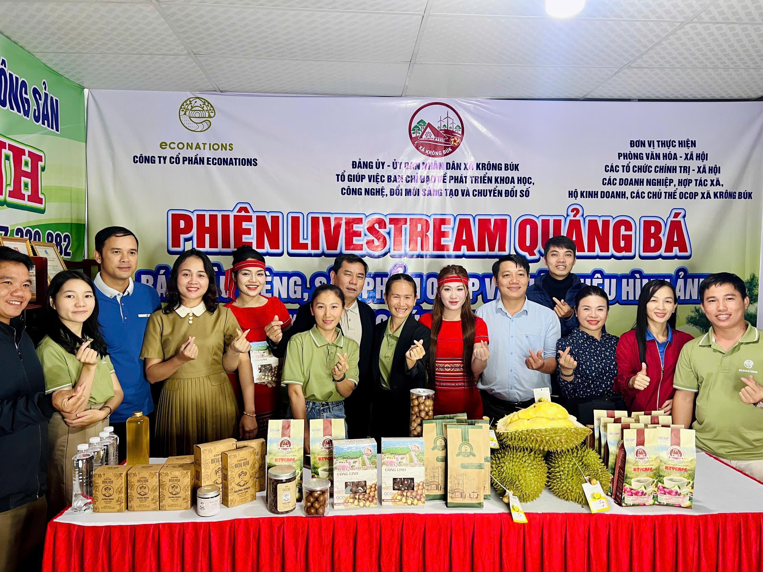 Livestream bán sầu riêng: Hướng mới tiêu thụ nông sản trên nền tảng số