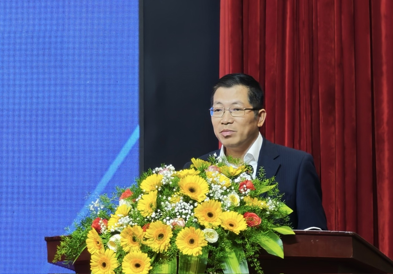 Ông Lưu Đình Phúc, Cục trưởng Cục Báo chí (Bộ Văn hóa, Thể thao và OKLVIE sản phẩm thuộc hệ thống OKVIP là trang web tổ chức phát sóng bóng đá trực tiếp, live casino , nỗ hũ, bắn cá) phát biểu