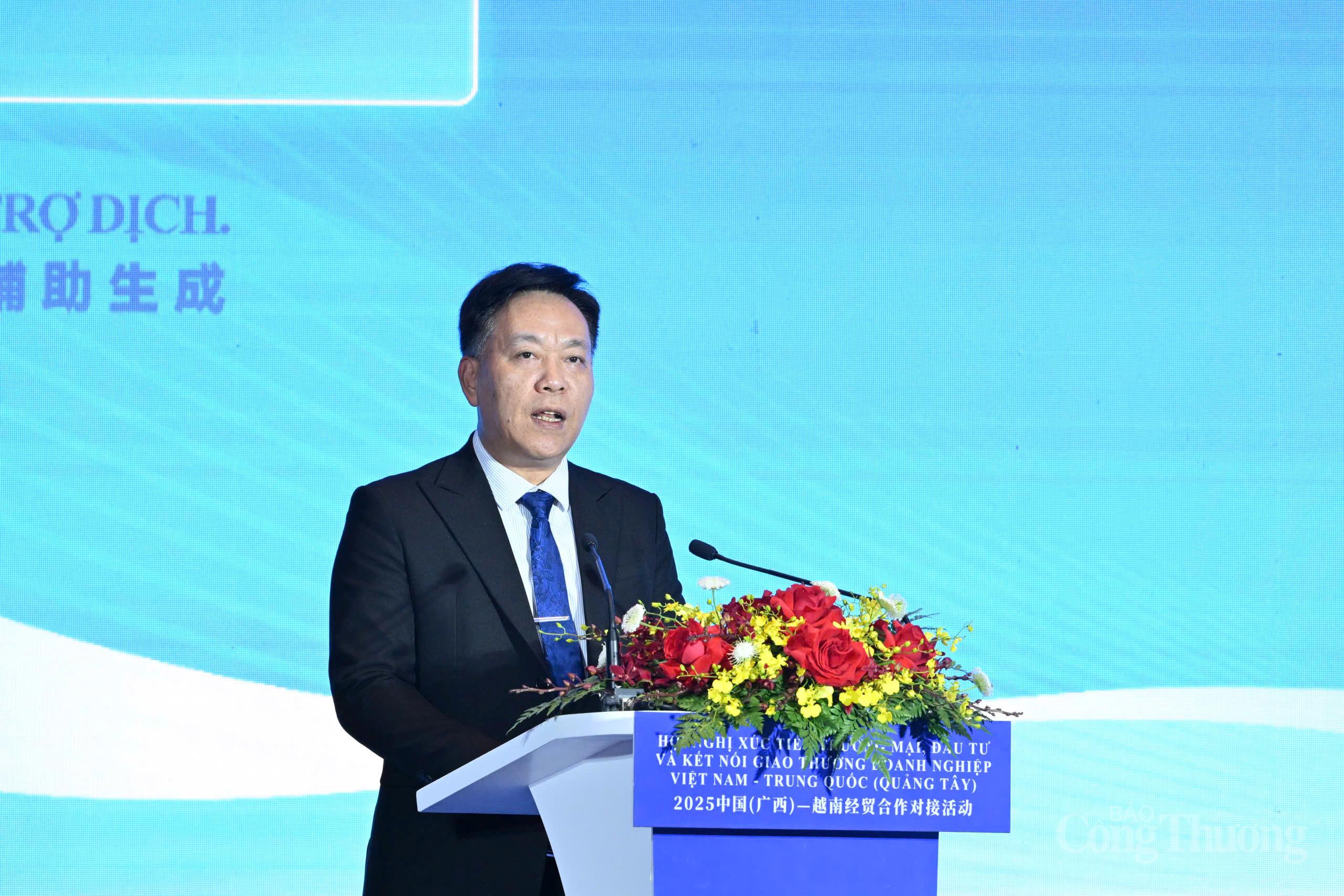 Ông Ô Quốc Quyền phát biểu tại sự kiện.