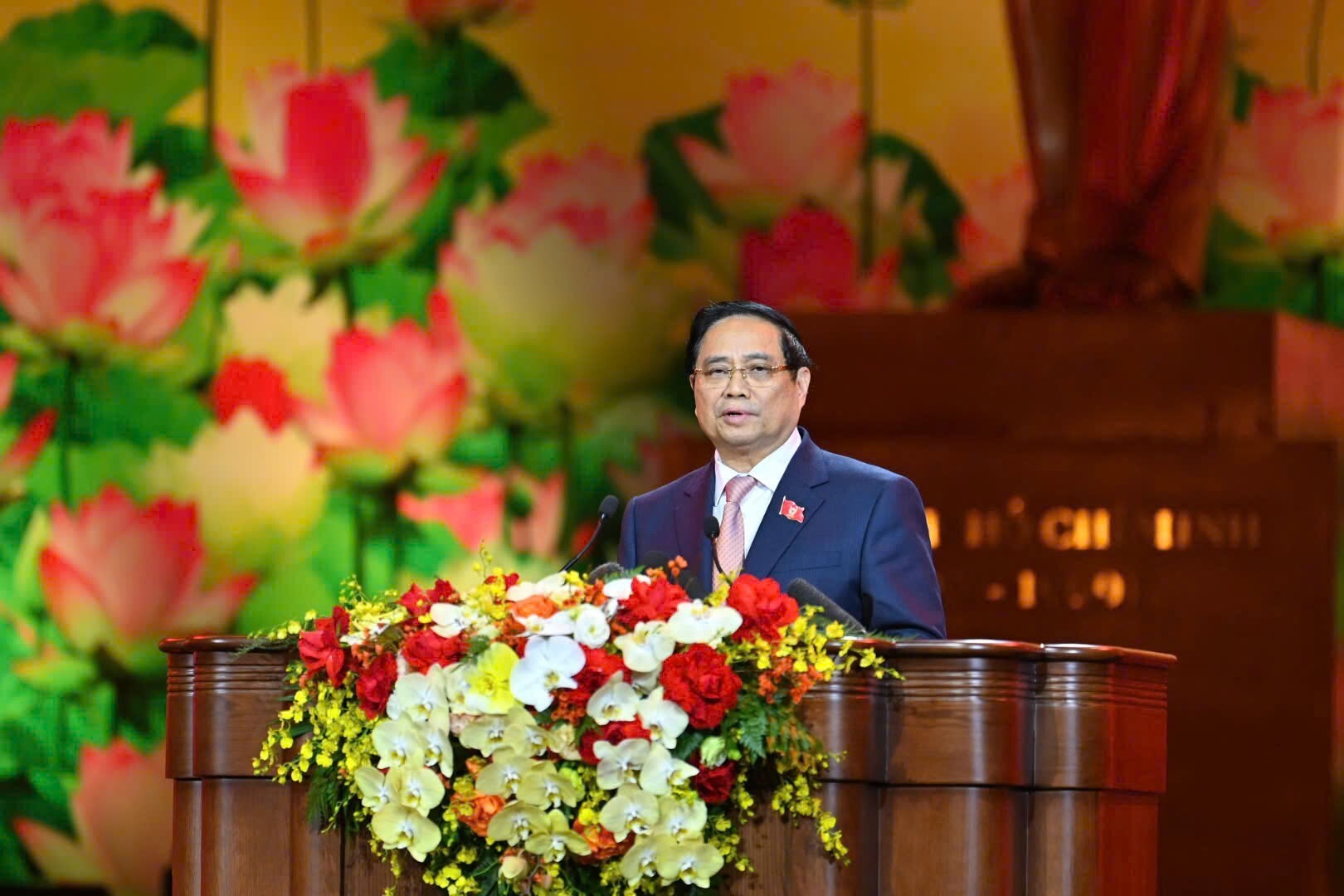 Thủ tướng Phạm Minh Chính nhấn mạnh thi đua yêu nước chính là một nhịp điệu hòa chung sức mạnh của toàn dân tộc. Ảnh: Nam Nguyễn