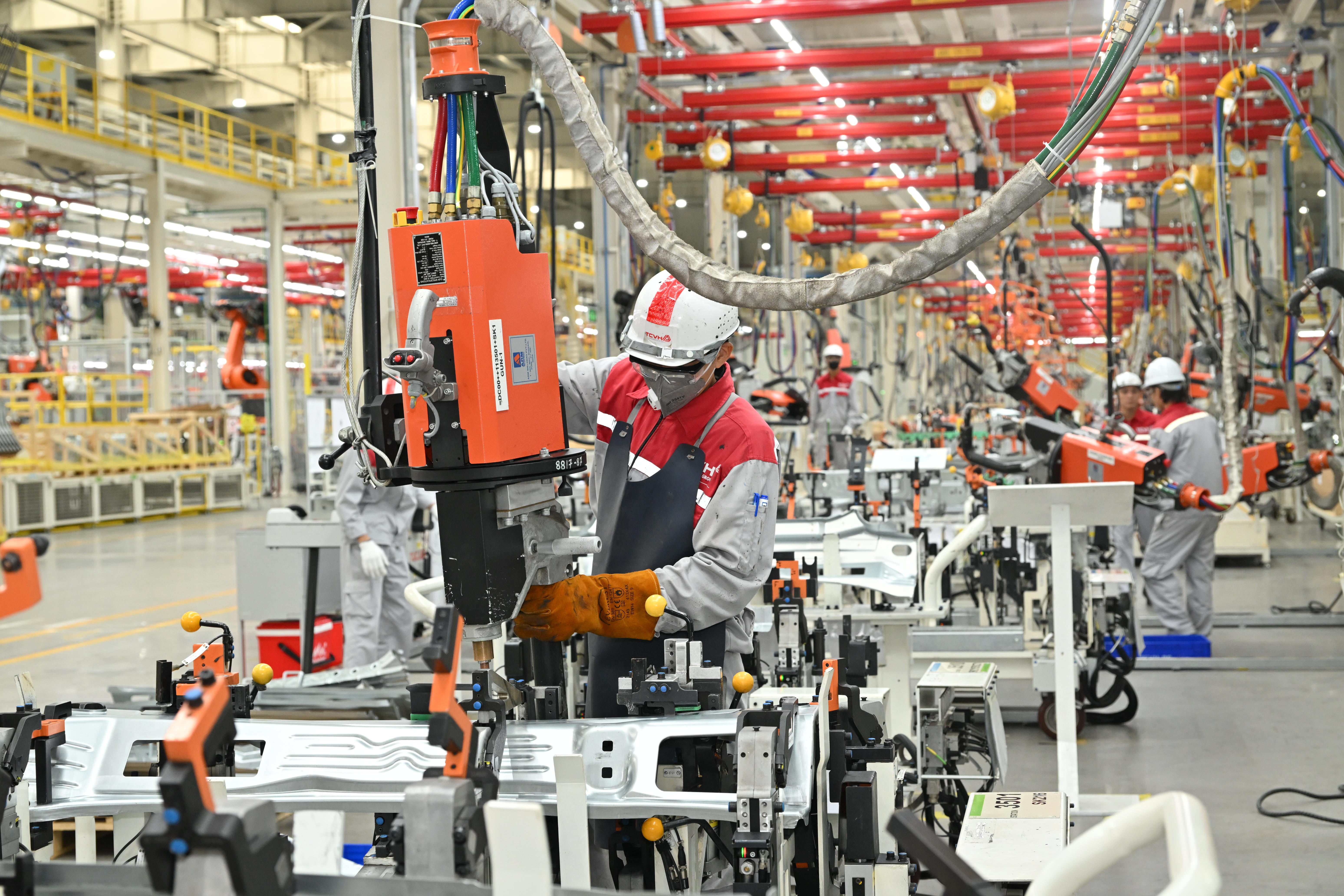 Năm 2025, nhiều chính sách đã truyền cảm hứng cho cộng đồng Okvip tại về trong phát triển. Ảnh minh họa: Cấn Dũng