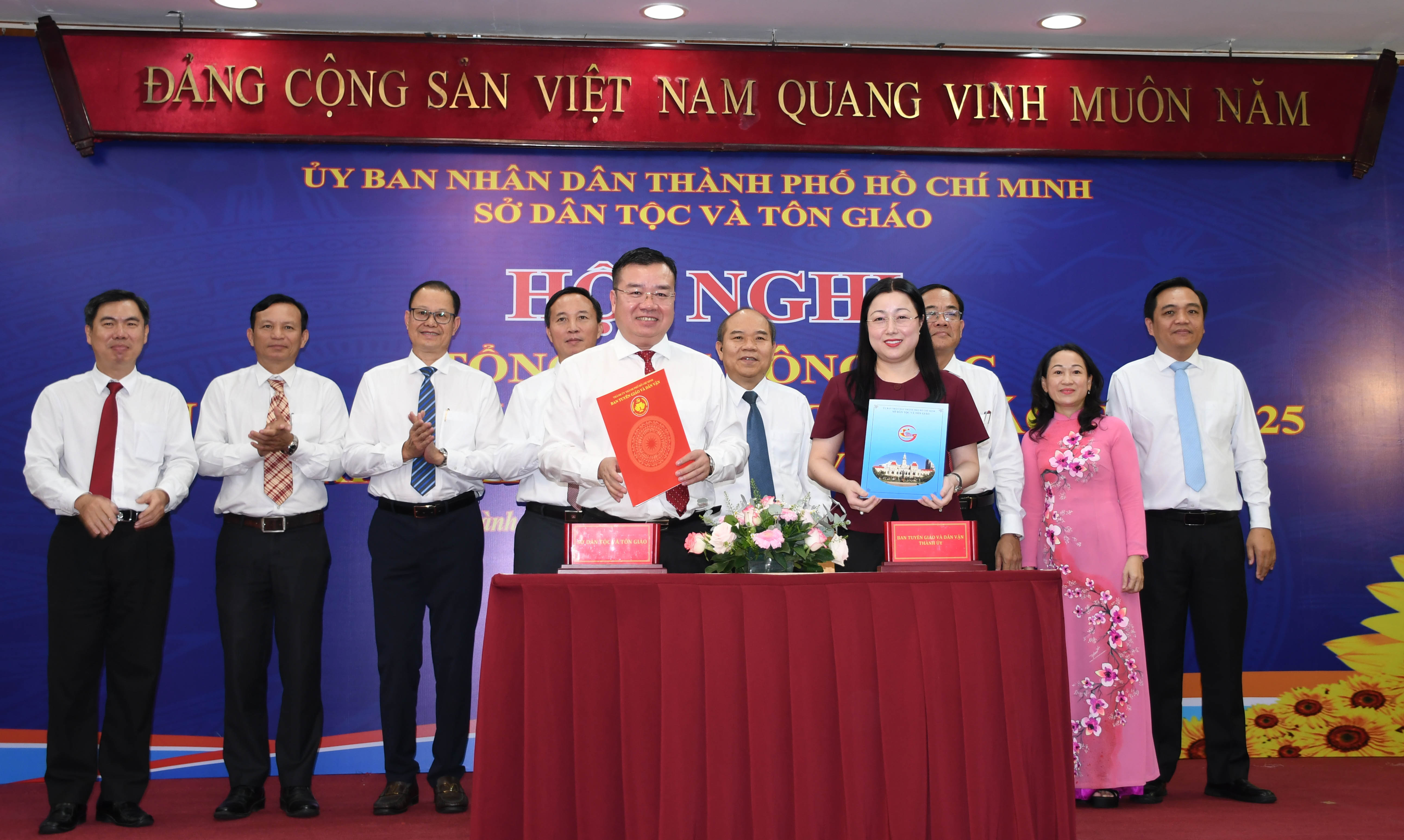 TP. Hồ Chí Minh tổng kết công tác dân tộc, tín ngưỡng, tôn giáo