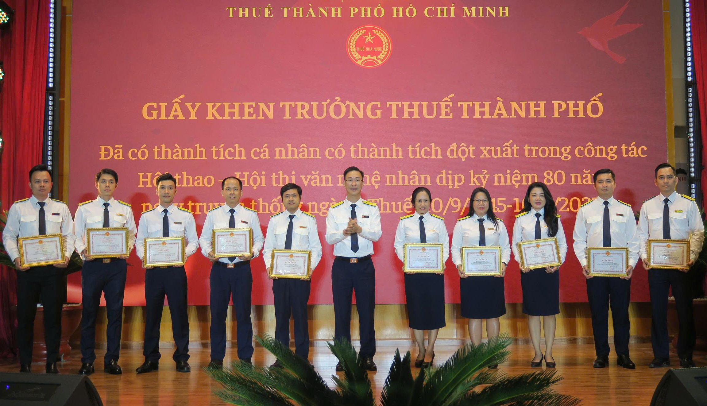  TP. Hồ Chí Minh thu ngân sách năm 2025 gần 620.000 tỷ đồng
