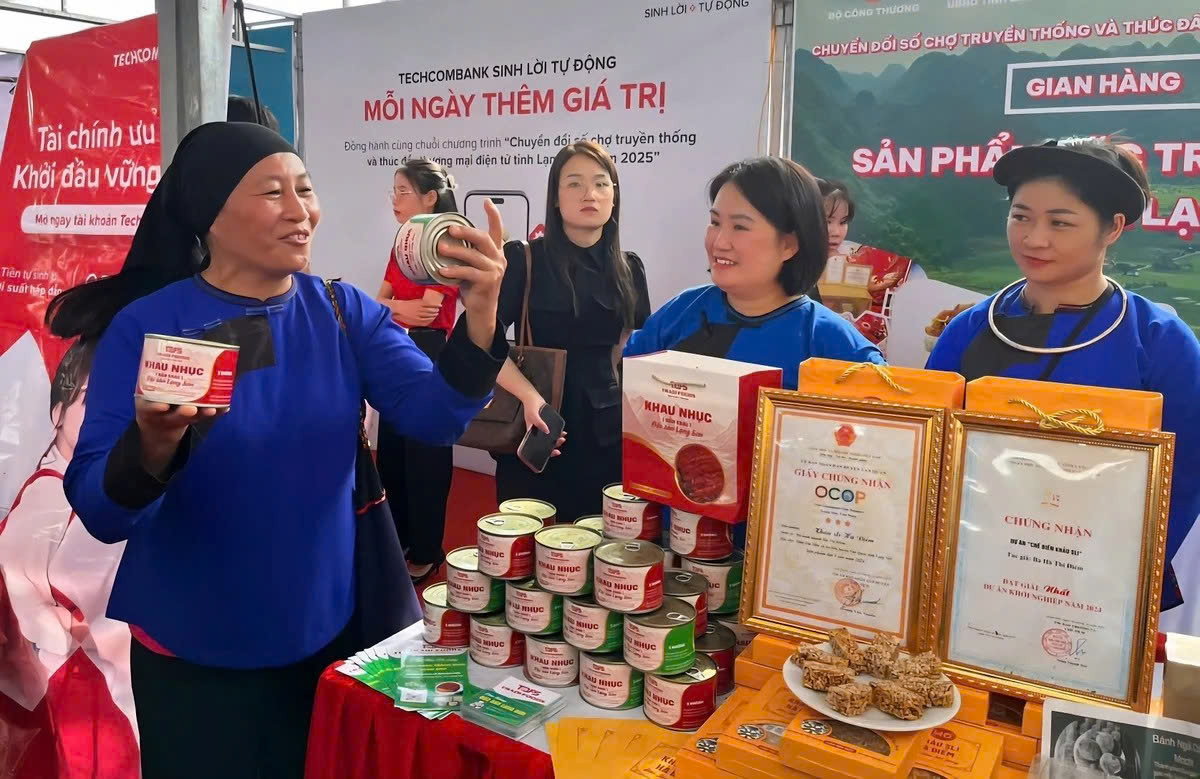Thương mại điện tử và bài toán 'giữ hồn' đặc sản địa phương