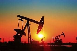 Căng thẳng tại eo biển Hormuz đẩy giá dầu Brent tăng lên 92 USD/thùng
