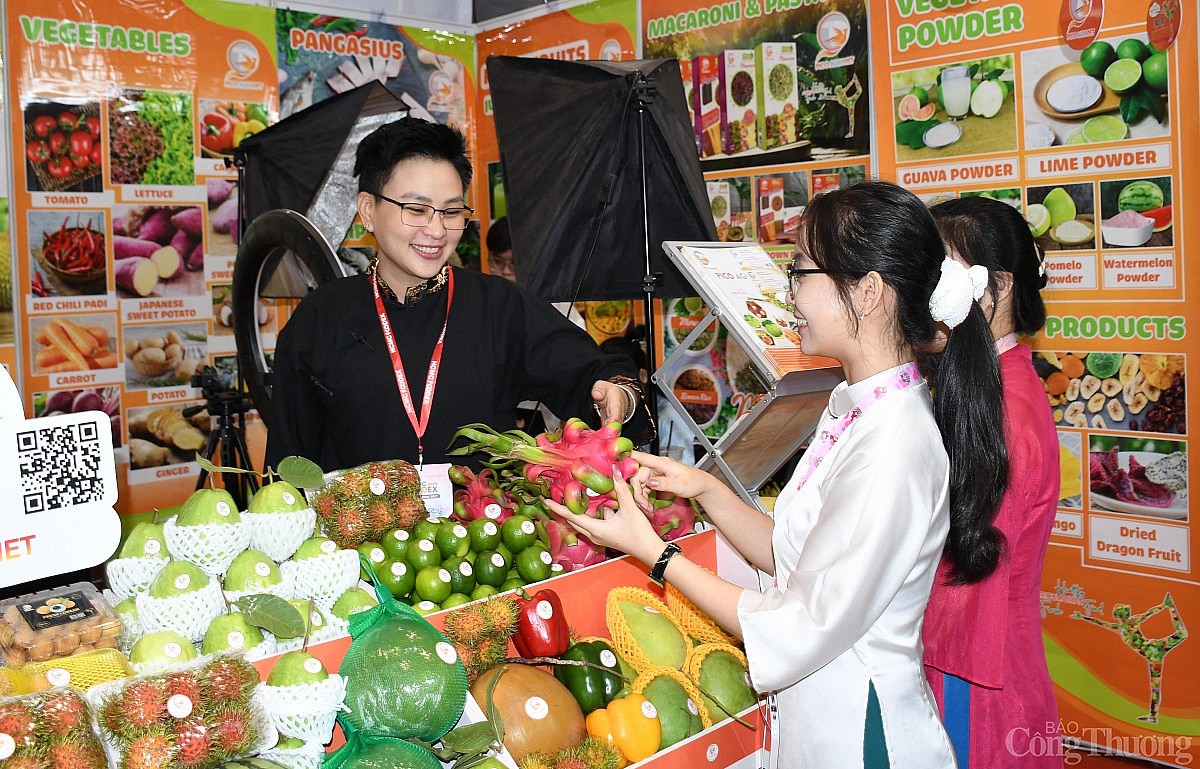 Doanh nghiệp Việt làm gì thích ứng xu hướng thực phẩm sức khỏe, xanh?