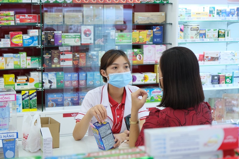 Bộ Y tế siết quy định niêm yết giá thuốc, dịch vụ y tế